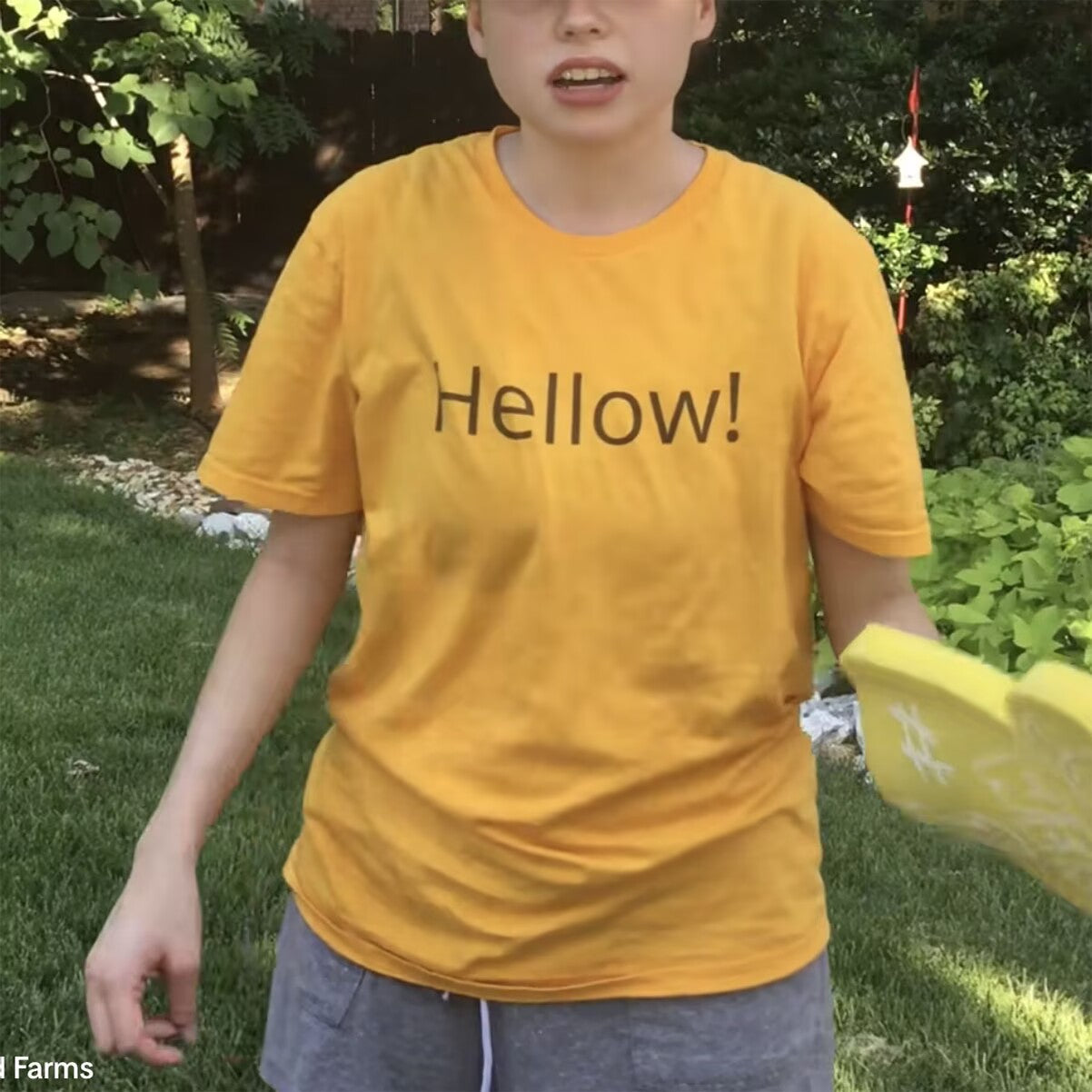 hellow tshirt