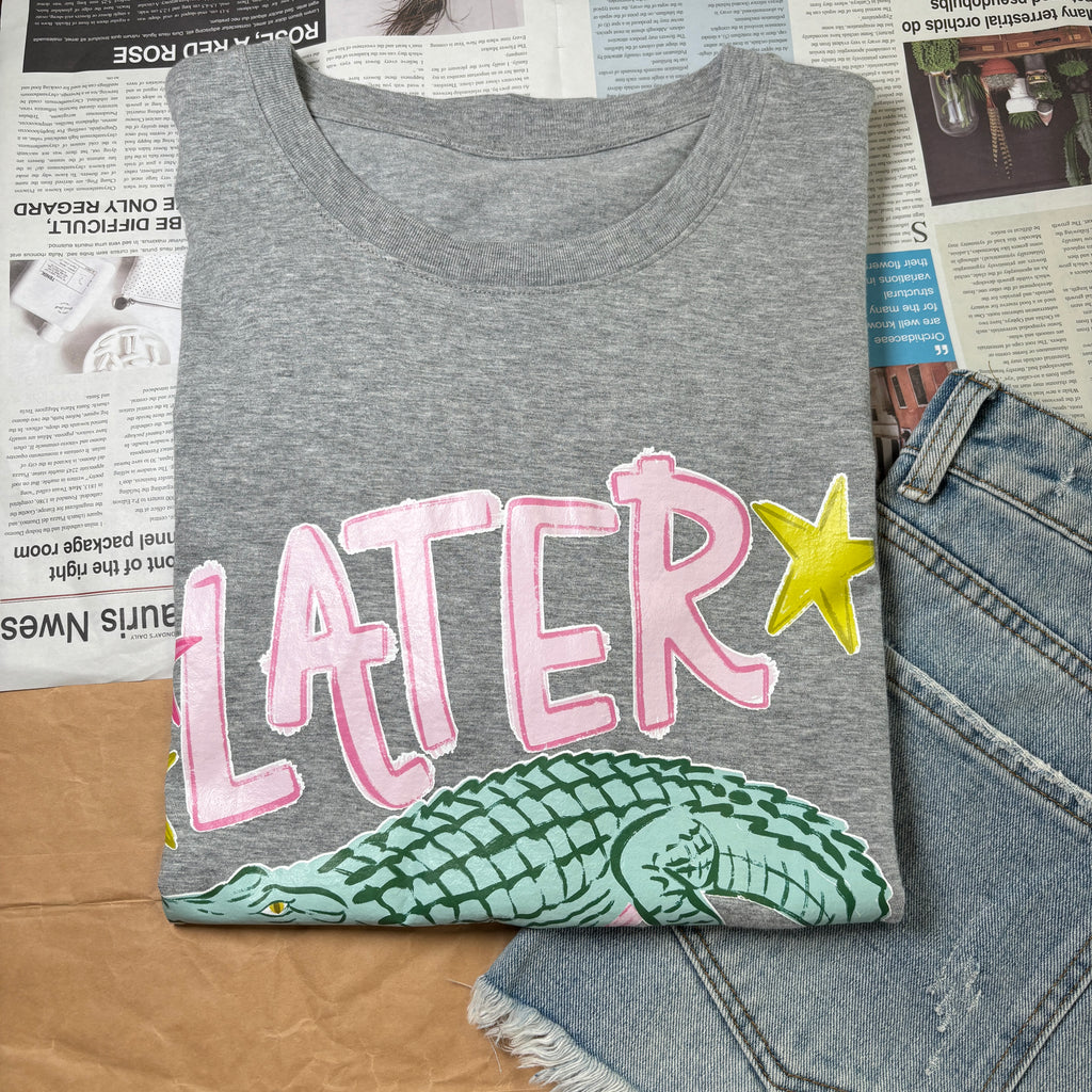 Later Gator graphic t-shirt made from 100% cotton in grey.